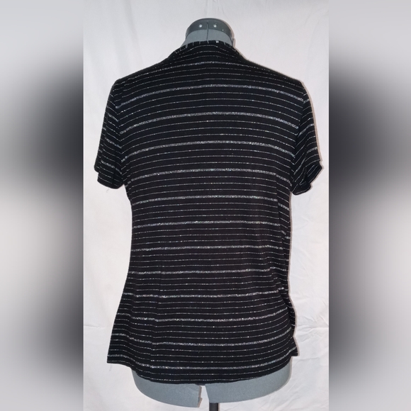 Cute plus size top - Picture 2 of 3